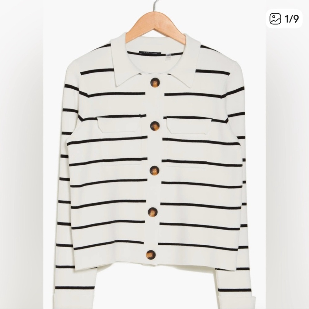 T Tahari cozy Snow Globe/Black Striped Buttoned Down cardigan Sweater Large $88